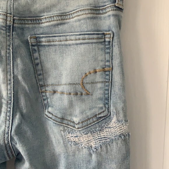 AMERICAN EAGLE next level stretch ripped jeans - Picture 3 of 3